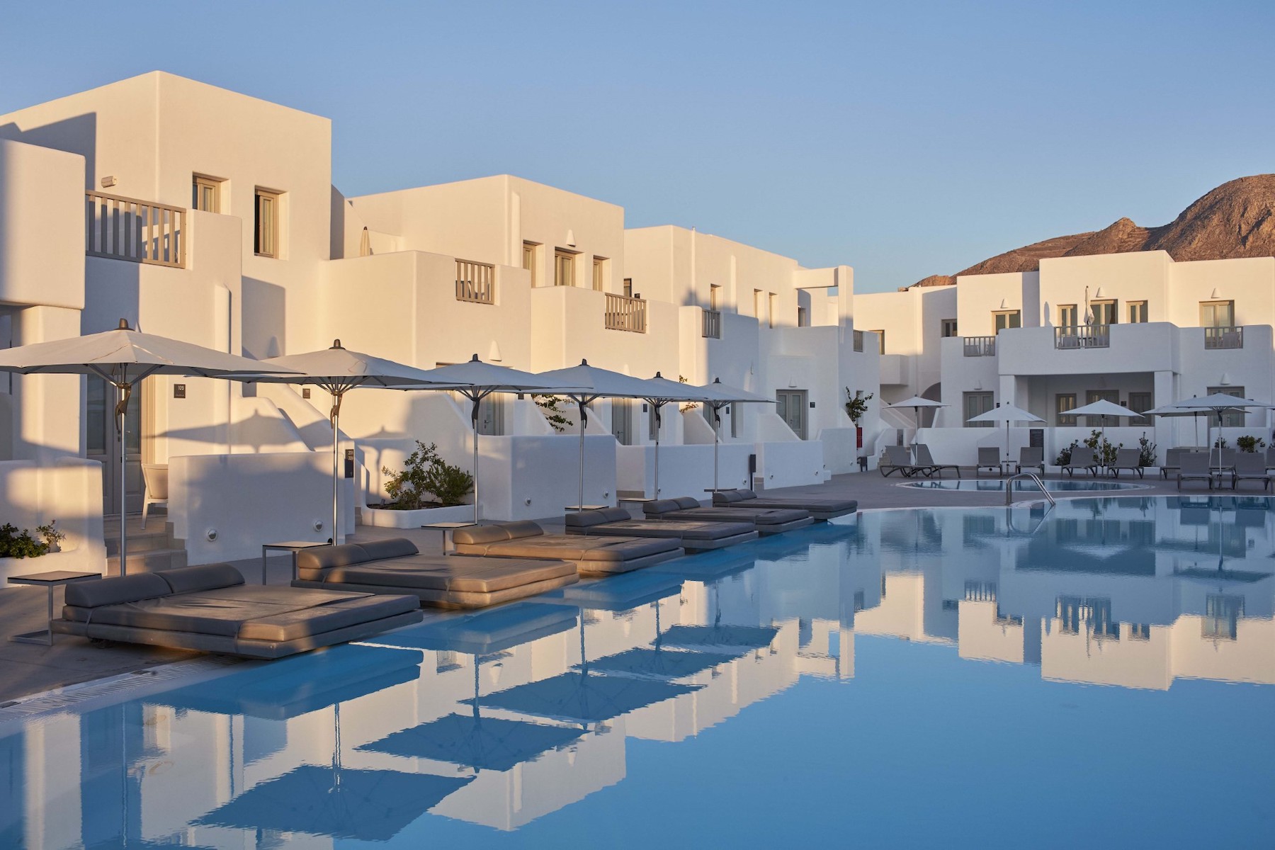 Aqua Blue Beach Hotel