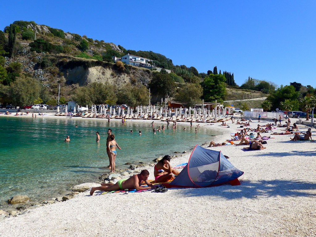 Kašjuni Beach​